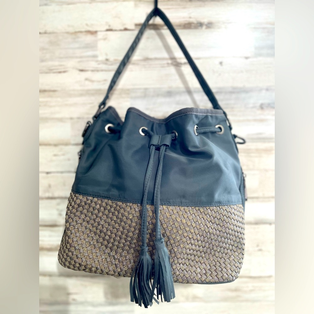 Zee Alexis HandBag.  Excellent condition